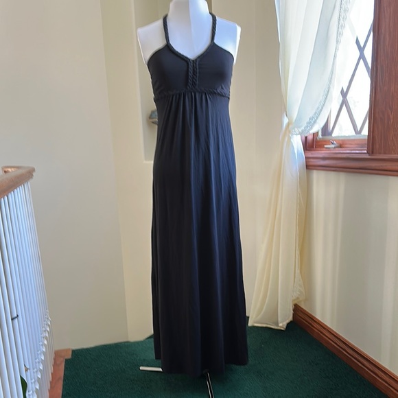 Elegant Black Maxi Dress - Picture 1 of 5